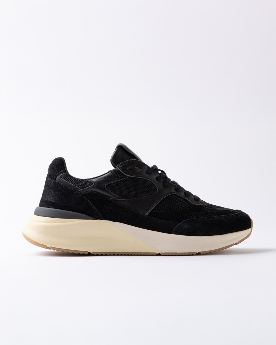 FUGA 20' COLORED BLACK