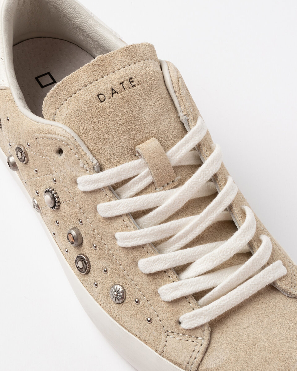HILL LOW STUDS BEIGE