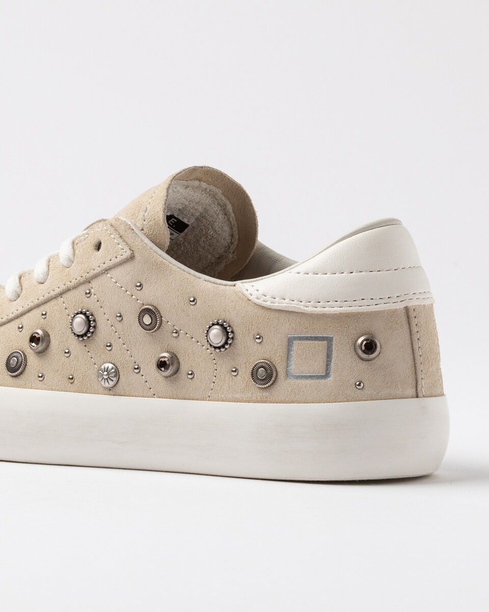 HILL LOW STUDS BEIGE